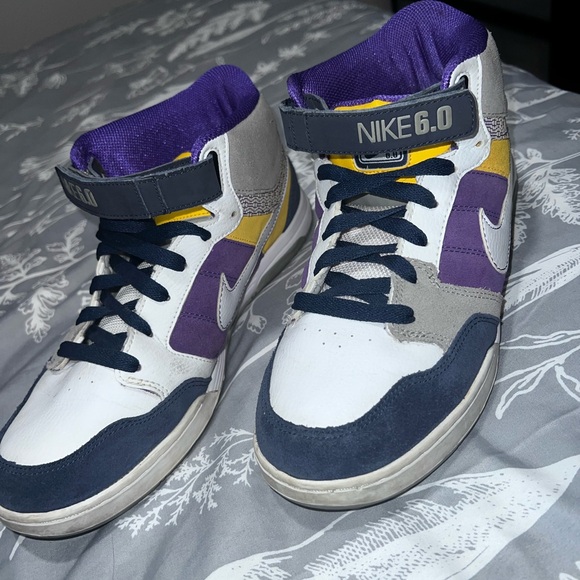 Nike Air Mogan Mid Premium - Picture 8 of 16